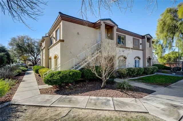 MLS: 2497724 Condo For Sale