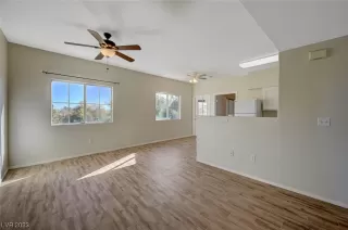 Photo #3: 2497724 Listing 