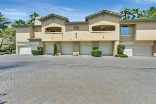 Photo #1: 2497748 Listing