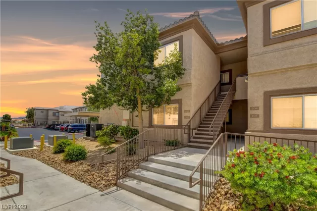 MLS: 2497771 Condo For Sale