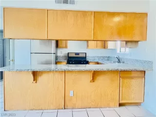 Photo #6: 2497794 Listing 