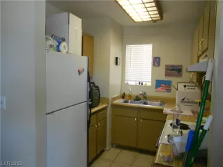 Photo #2: 2497806 Listing 