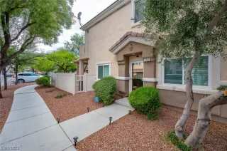 Photo #1: 2497821 Listing