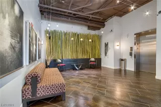 Photo #4: 2497823 Listing 