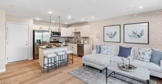 Photo #1: 2497825 Listing 