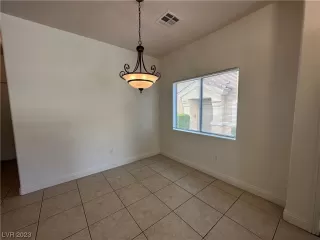 Photo #6: 2497857 Listing 