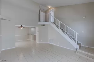 Photo #6: 2497870 Listing 