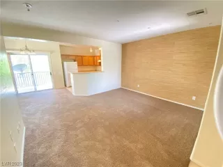 Photo #2: 2497885 Listing 