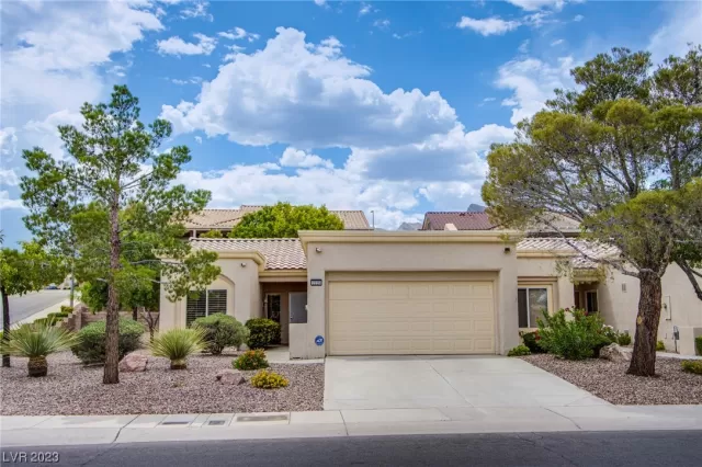 MLS: 2497909 Condo For Sale