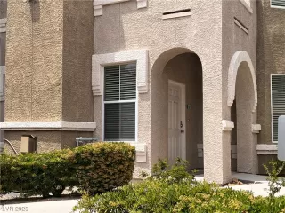 Photo #2: 2497937 Listing 