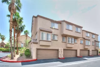 Photo #3: 2497949 Listing 