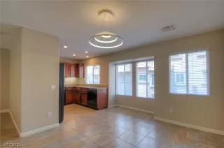 Photo #6: 2497949 Listing 