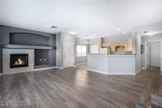 Photo #4: 2497950 Listing 