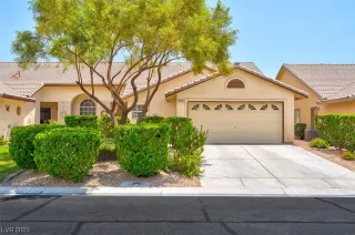 Photo #2: 2497960 Listing 