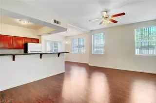 Photo #2: 2497977 Listing 