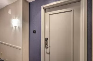 Photo #6: 2498024 Listing