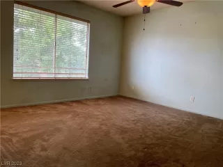 Photo #6: 2498053 Listing 