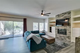 Photo #4: 2498055 Listing