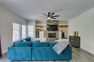 Photo #6: 2498055 Listing