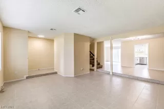 Photo #5: 2498100 Listing