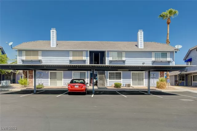 MLS: 2498109 Condo For Sale