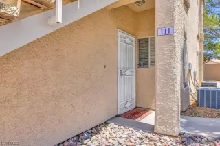 Photo #1: 2498121 Listing