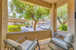 Photo #4: 2498121 Listing