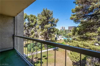 Photo #4: 2498123 Listing