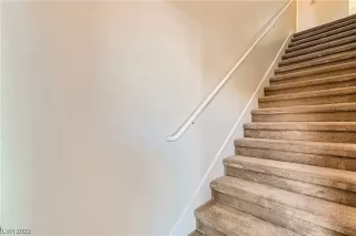 Photo #1: 2498143 Listing