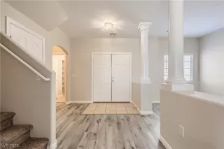 Photo #2: 2498217 Listing