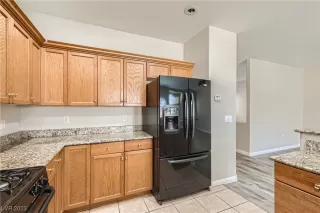 Photo #3: 2498217 Listing