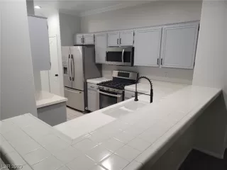 Photo #1: 2498231 Listing