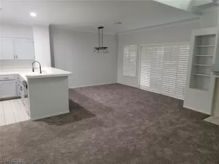 Photo #2: 2498231 Listing