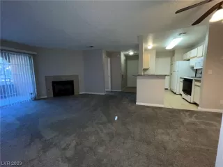 Photo #3: 2498237 Listing 