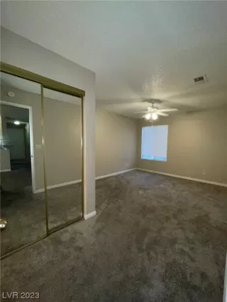 Photo #4: 2498237 Listing 