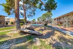 Photo #4: 2498257 Listing 