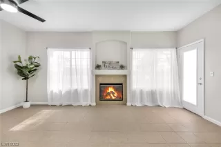 Photo #2: 2498268 Listing