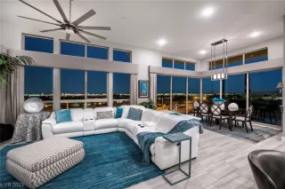 Photo #2: 2498321 Listing 