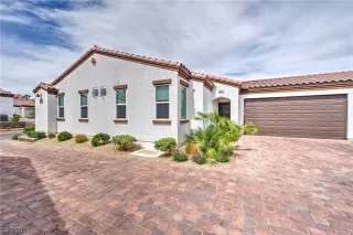 Photo #1: 2498322 Listing