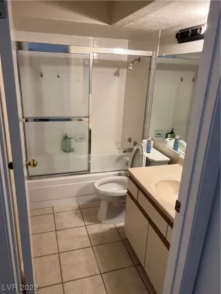 Photo #5: 2498345 Listing