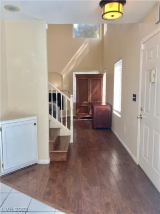 Photo #2: 2498356 Listing 