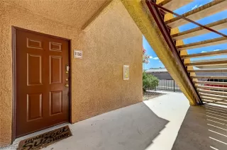 Photo #2: 2498358 Listing