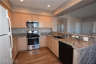 Photo #6: 2498391 Listing 