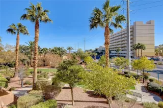 Photo #3: 2498394 Listing 