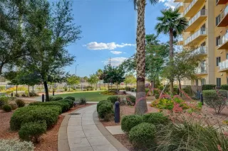 Photo #4: 2498394 Listing 