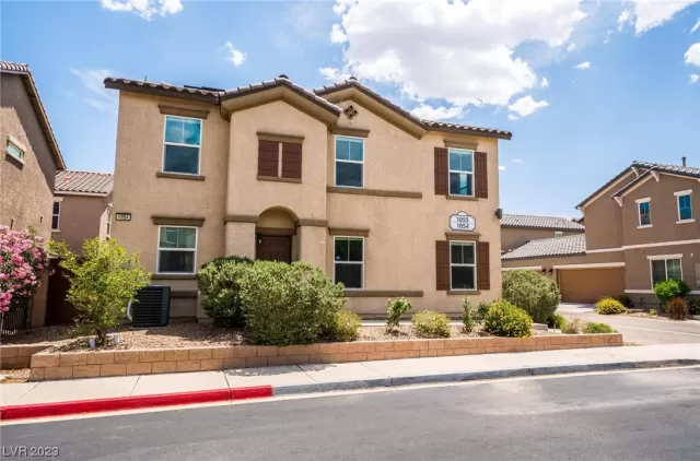 MLS: 2498414 Condo For Sale