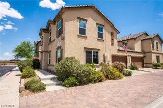 Photo #3: 2498414 Listing 