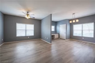 Photo #1: 2498449 Listing 