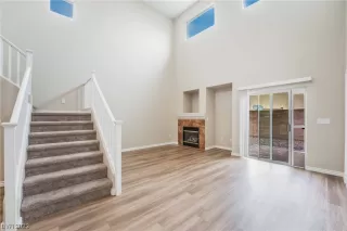 Photo #3: 2498461 Listing 