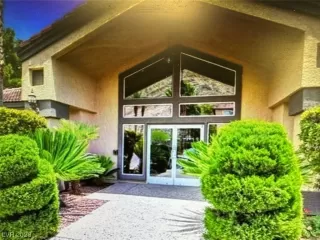 Photo #3: 2498467 Listing 